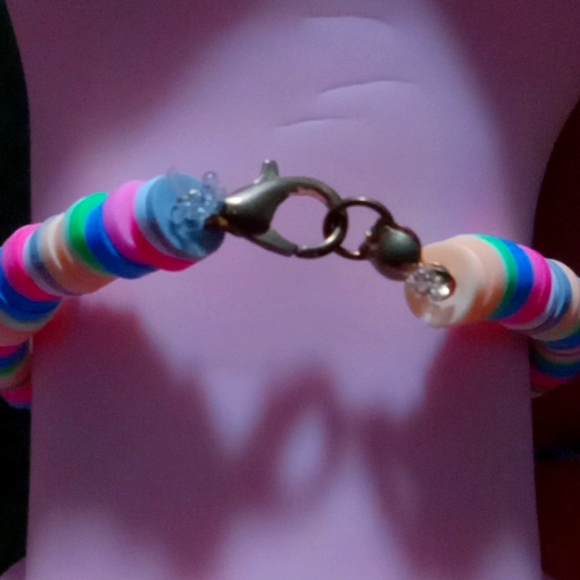 Bracelets - Picture 3 of 4